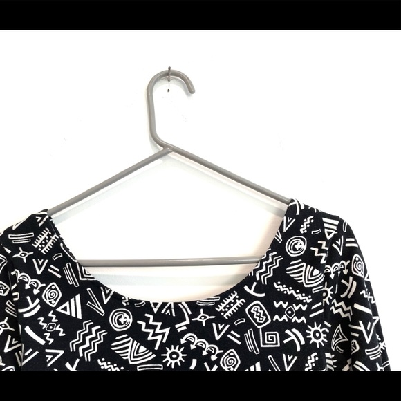 Forever 21 Bodycon Black and White Print Dress Size Small - Picture 8 of 9